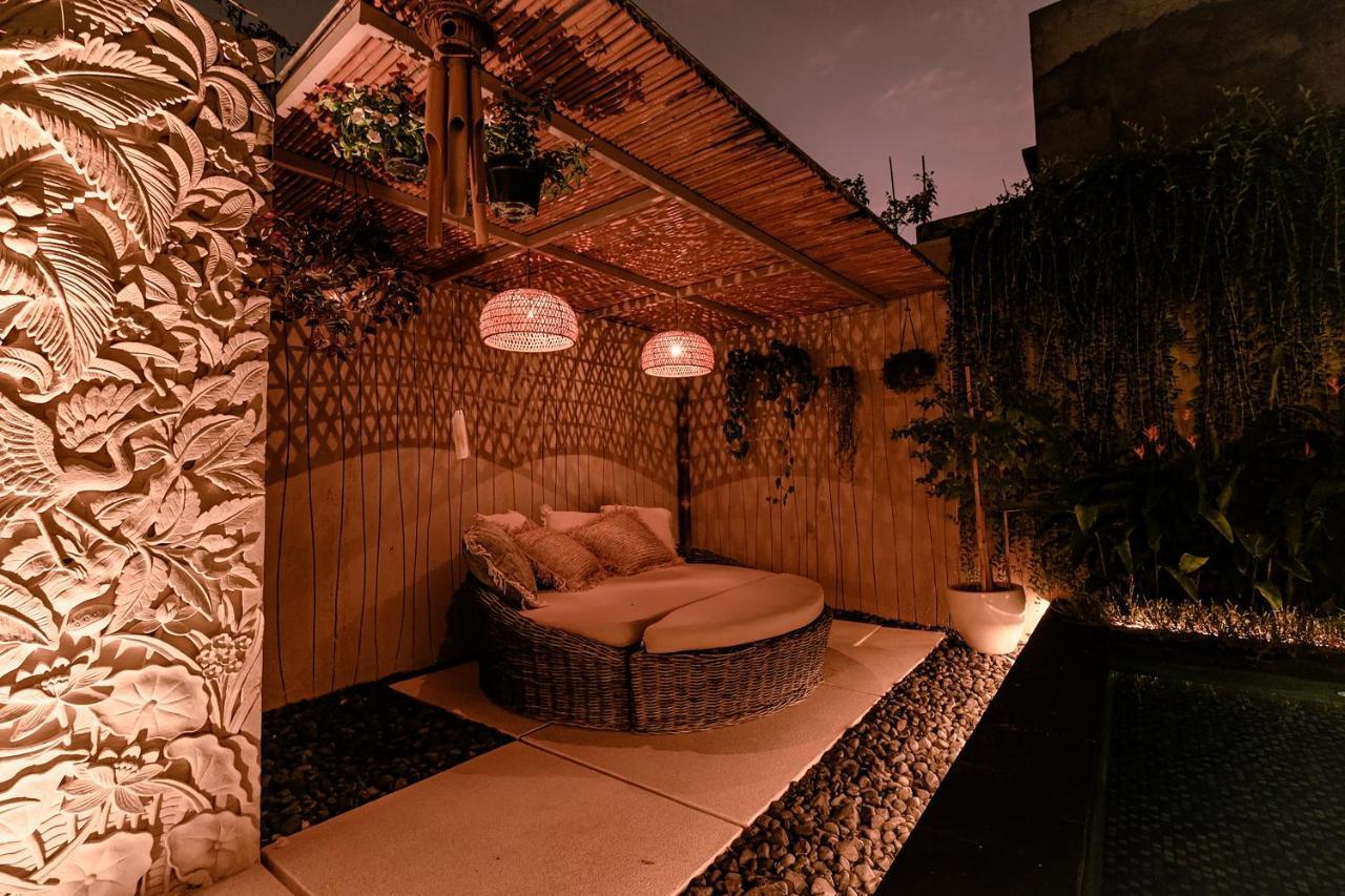 Sunset Palms Beach Villa Jimbaran Εξωτερικό φωτογραφία